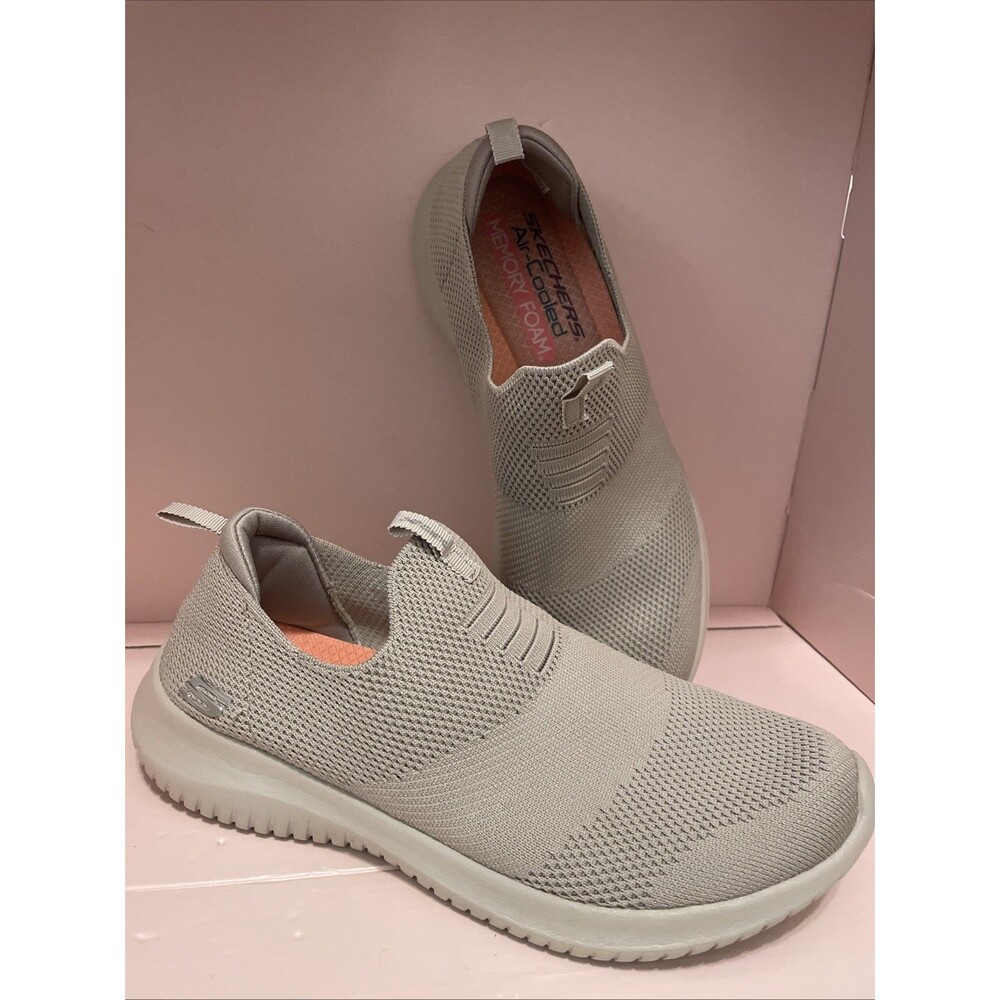 Skechers 8.5 Beige StretchFit AirCooled Memory Foam UltraFlex SlipOn Sneaker
